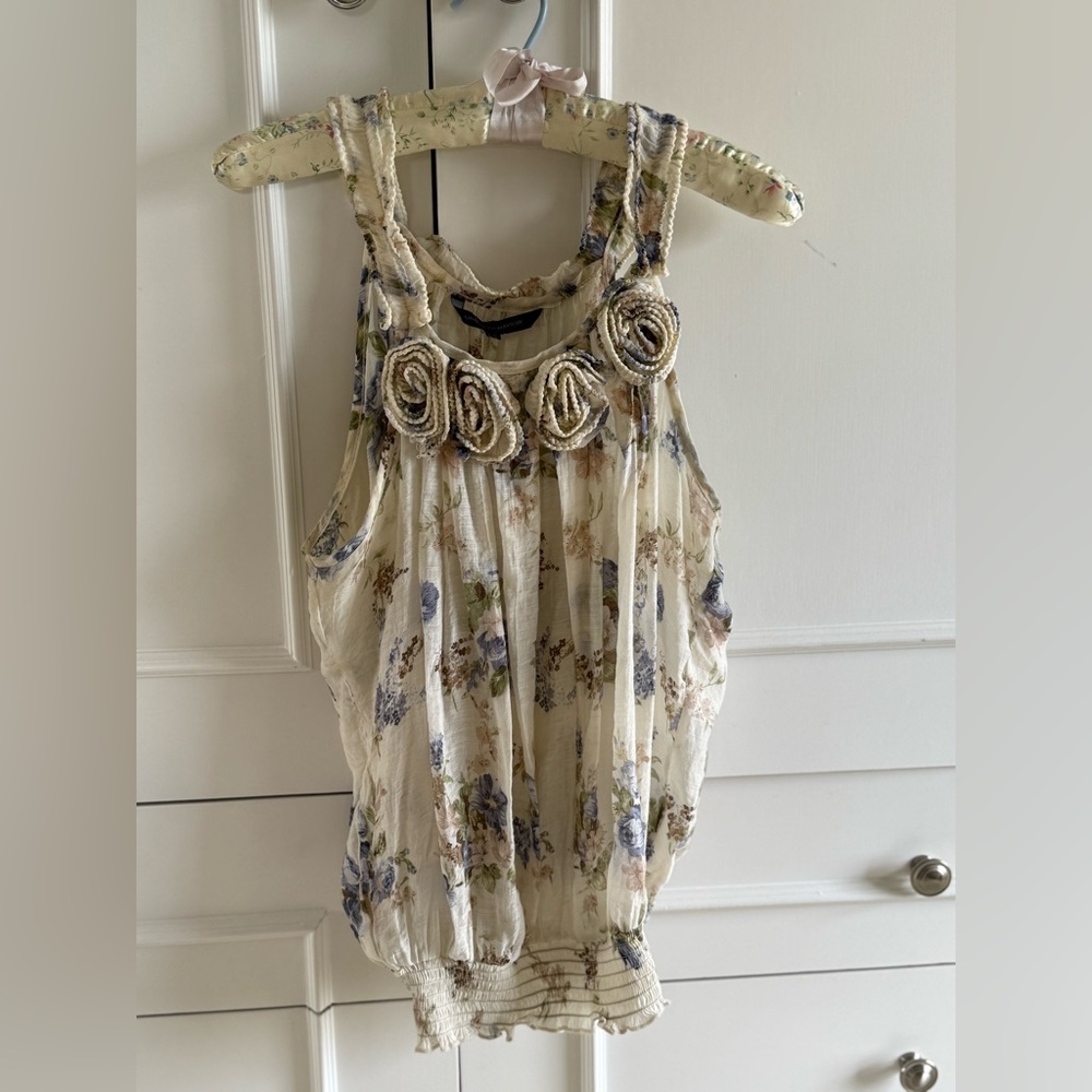 Urban Behaviour Floral Cream Sleeveless Top